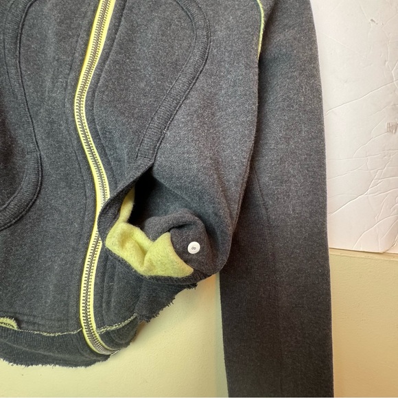 Lululemon RARE Scuba Raw Edge Round Hem Hoodie Jacket Zip Cotton Fleece Ribbed - Picture 8 of 15